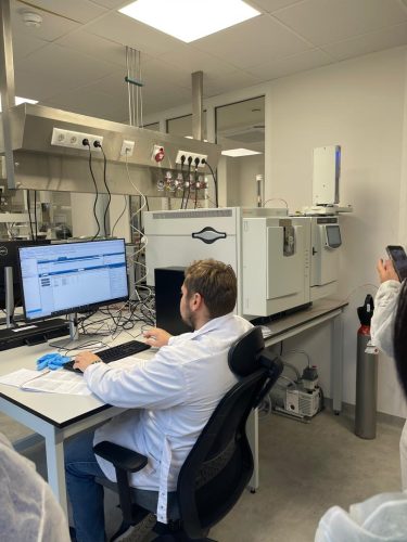 photo-2025-10-20-15-37-37-3